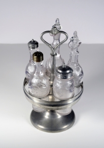 Photo of a castor set with stand, revolving, 1850-1870, Bellflower pattern, 988.1.0318